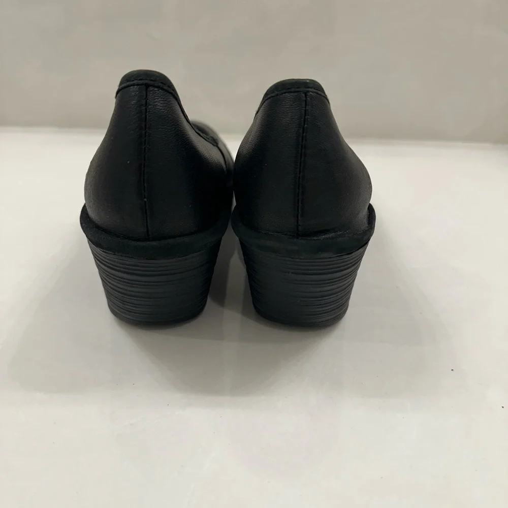 fly londonComfortLift Black Wedge Slip-On Flats